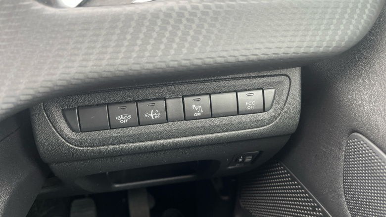 Peugeot 2008 1.2 PureTech Allure Premium 5dr [Start Stop] Petrol Estate